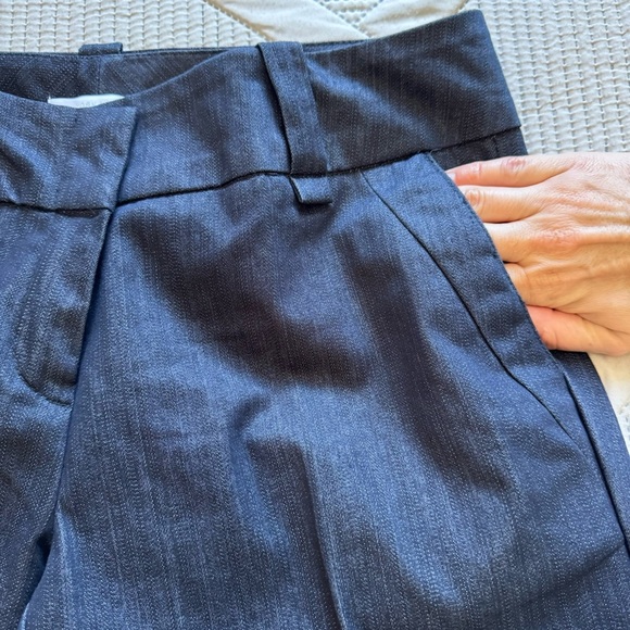 New York & Company Stretch Woman's Cropped Pants Dark Chambray Sz 4 - Picture 8 of 10